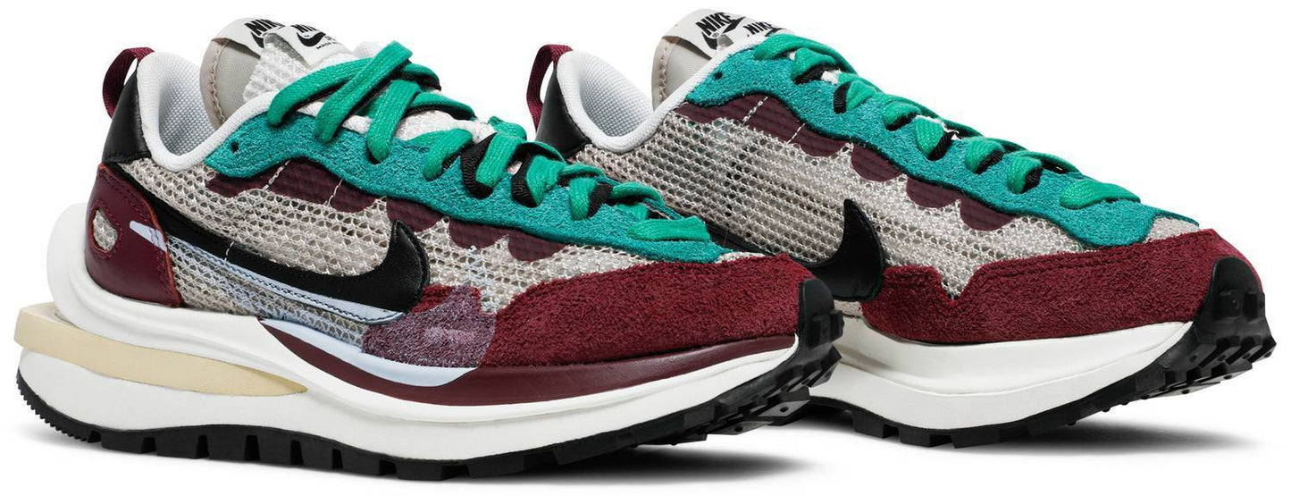 Nike Sacai x VaporWaffle SP 'Villain Red
