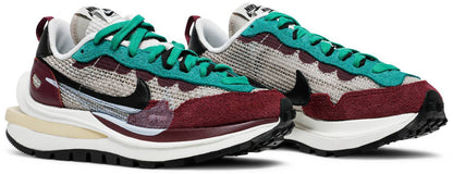 Nike Sacai x VaporWaffle SP 'Villain Red